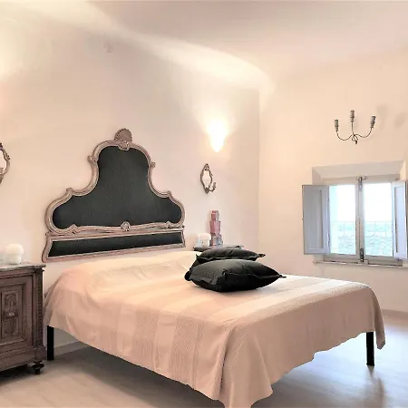 Castelvecchio: On Top Of The Oldest Roofs Апартаменты